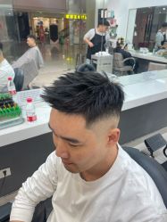 -极剪男士理发