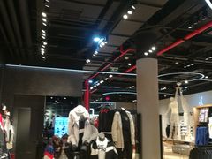 -NIKE KICKS LOUNGE体验店(北京新中关店)