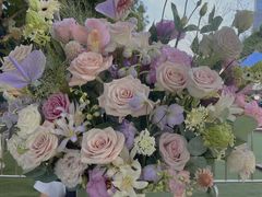-花邻FloweringLife花艺气球派对(武康大楼店)