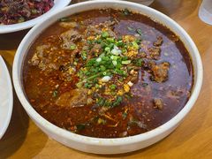 水煮牛肉-易老妈蹄花.特色川菜(人民公园总店)