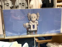 -优衣库(深圳万象天地旗舰店)
