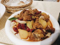 新疆大盘鸡-巴扎美食·新疆菜·西域歌舞表演餐厅(新疆大厦店)