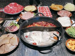 -冯校长老火锅(中联广场店)