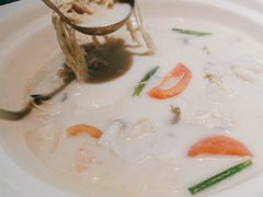 -佬麻雀·新湘菜(珠海金发购物中心店)