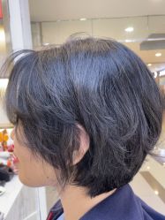 -虫二·专注健康烫染沙龙