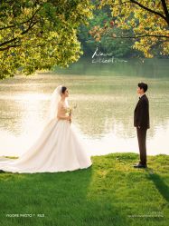 -雪中彩影婚纱摄影·微光艺术中心