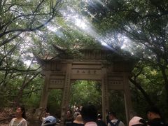 -灵岩山风景区