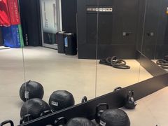 -超级猩猩健身·私教(上海体育场店)