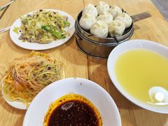 -王菊美食街·王菊面馆(总店)