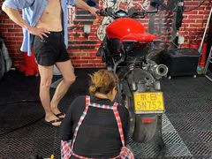 -摩道团机车工坊 摩托车维修 精洗店