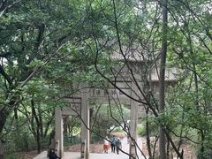 -灵岩山风景区