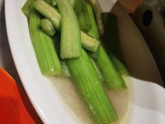 -渝信川菜 · 川味家常菜(财富购物中心店)