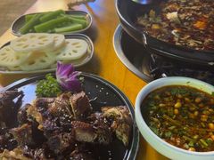 -小饕荟雅安贡椒鱼鲜馆(广福桥店)