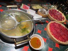-南城十里潮汕鲜牛火锅·鲜虾生滚粥(融汇老商埠店)