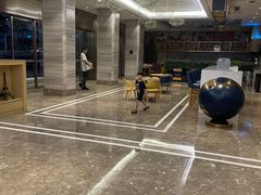-凯里亚德酒店(深圳北站大浪商业中心店)