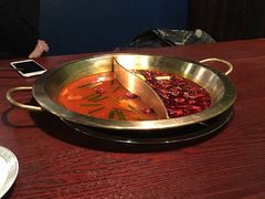 -重庆爽翻天老火锅(临平万达广场店)