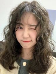 -时尚殿堂明星门店