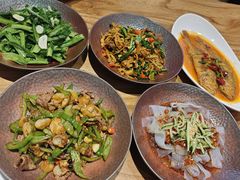 -吕记小鲜(昌吉店)