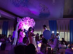 -皇马海口湾海景酒店(万绿园秀英港店)