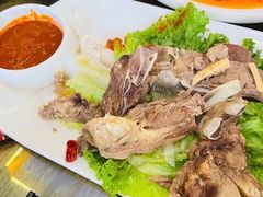 手抓羊肉-吉祥圣雪藏餐