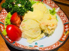 -肉魁屋·烧肉·烧鸟·酒场(高新店)