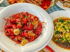 -捌贰虾蟹·江湖菜馆(江汉路店)
