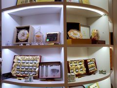 -燕庭·纯燕窝·甜品下午茶(南京西路店)