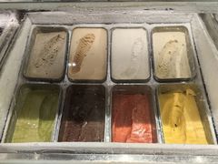 -圣丰索菲特·2 On 988 Café 自助餐厅