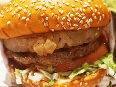 -The Habit Burger Grill 哈比特汉堡(复兴soho店)