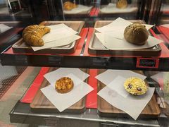 -星巴克臻选(上海中环广场2F店)