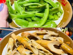 烟笋-铁箭门串串香主题火锅(汇锦城店)