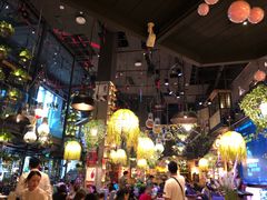 大堂-临界音乐酒馆·小龙虾·江湖菜(华熙LIVE·鱼洞店)