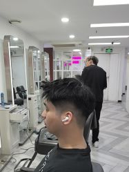 -米娜护肤造型