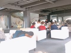 大堂-穹六人间 people 6(岳阳路店)