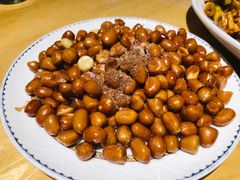 香酥花生米-兔行天下-鸿鹤鲜锅兔(中海国际店)