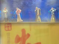 -虹桥艺术中心