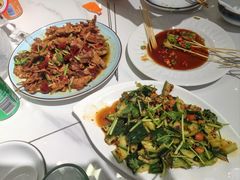 -嗨辣小聚·盘锦河蟹·海鲜烧烤龙虾(盘锦十年好店)