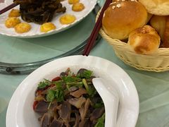 -山明水秀大饭店