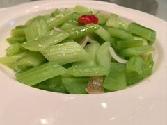 西芹百合-亢龙太子酒轩(东湖店)