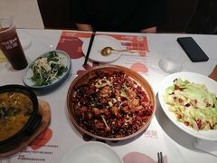 -椒爱水煮鱼川菜(让胡路万达店)