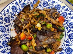 烟笋腊肉钵-新新湘菜馆(新中街二条店)