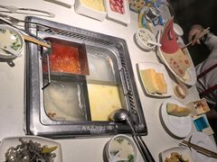 -海底捞火锅(威高广场店)