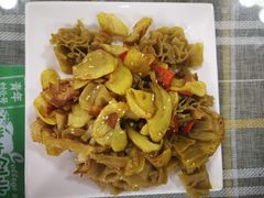 -天天向上素食餐厅(五台山店)