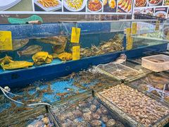 -粤盛海鲜平价店(洛溪食街店)