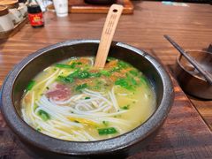 -良米山·云南野生菌过桥米线(上海首店)