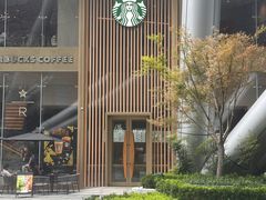 -星巴克臻选(济南恒隆店)