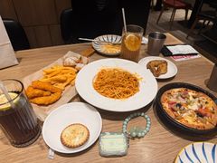 -必胜客(海雅PH店)