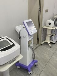 -痘院士专业祛痘皮肤管理