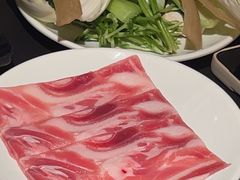-钱小奴海鲜自助黑金店(杭州滨江龙湖店)