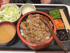 -牛邸·烧肉饭(来福士店)